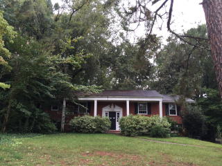 633 Canterbury Dr, Augusta, GA 30909-3311