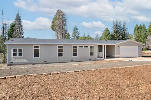 7215 Pentz Rd, Paradise, CA 95969-2332