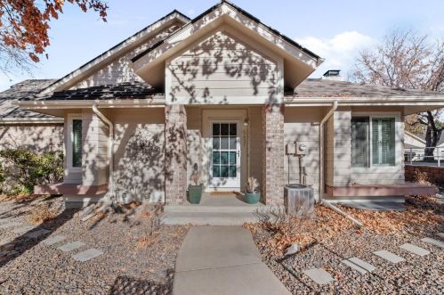 5437 Iliff Dr, Denver, CO 80227-3977
