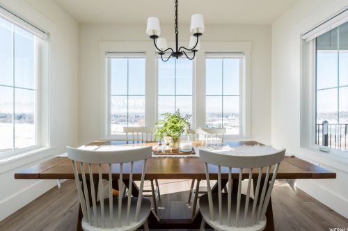 379 Sarah St, Providence UT 84332-9637 exterior