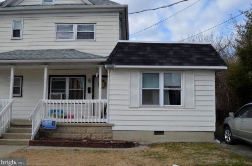 4 Barnard Ave, Gloucester, NJ 08030-2101