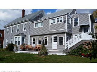 45 High St, Biddeford, ME 04005-2663