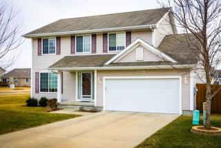 720 Woodcreek Dr, Waukee, IA 50263-9522