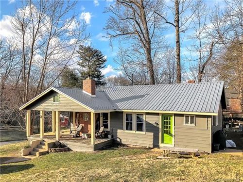 15 Briar Ln, Clyde, NC 28721-9488