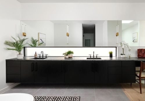 2721 Barton Skwy, Austin TX  78704-4647 exterior