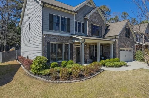 3493 Lost Oak Dr, Buford, GA 30519-4524