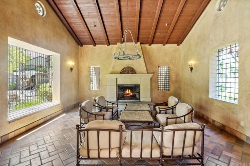 77 Canyoncrest, Irvine CA  92603-0131 exterior