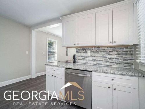 123 Dahlia Ave, Atlanta GA  30314-1207 exterior