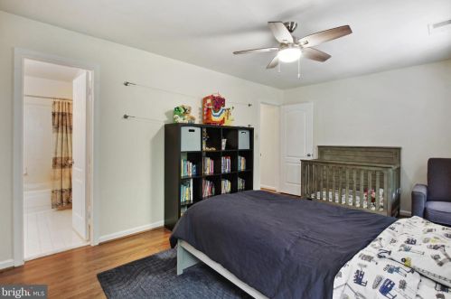 3305 Sea Prt Way, Silver Spring MD 20902-2200 exterior