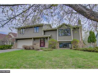285 Long Lake Ct, Saint Paul, MN 55126-4803