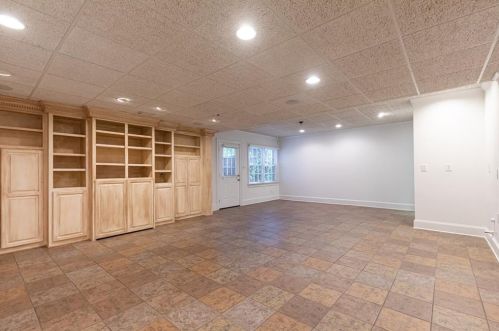 3986 Fernway Ct, Atlanta GA  30319-1667 exterior