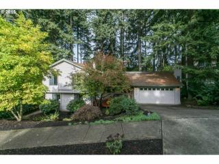 8639 Iroquois Dr, Tualatin, OR 97062-8304