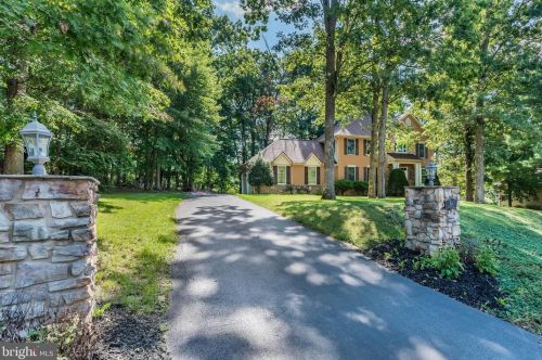 1929 Christopher Pl, Harrisburg, PA 17110-3573