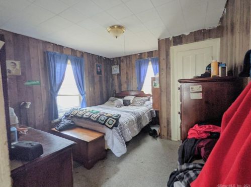 68 James St, Torrington CT  06790-4905 exterior