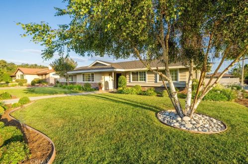 1340 Pebble Springs Ln, Glendora, CA 91741-2352