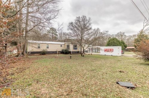 222 Gail Dr, Bonaire, GA 31005-4119