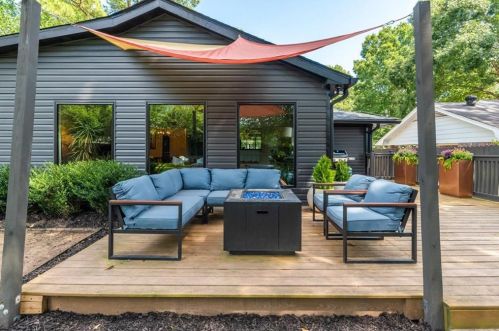 2334 Cortez Way, Atlanta GA  30319-3914 exterior