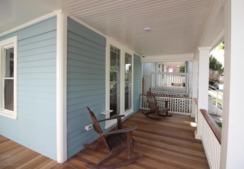 1206 Heck St, Tinton Falls NJ  07712-6030 exterior