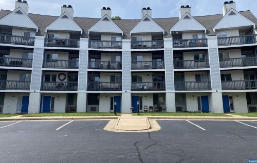 1243 Cedars Ct, Charlottesville, VA 22903-4802