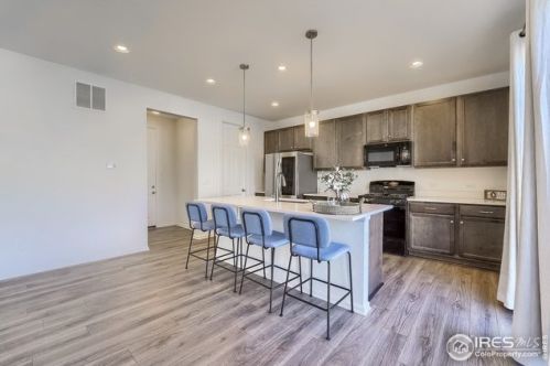 9735 Uravan St, Denver CO  80017 exterior