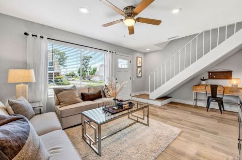 18 Heritage, Irvine, CA 92604-1950