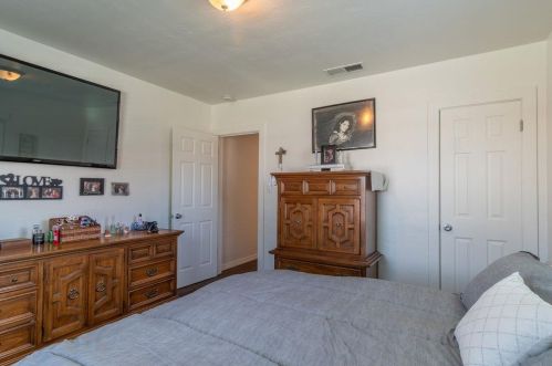 1645 Canal Farm Ln, Los Banos CA 93635-4405 exterior