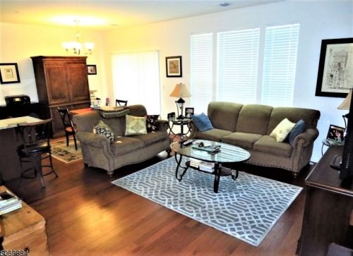107 Birch Ct, Cedar Knolls, NJ 07927-2045