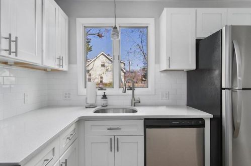47 Lincoln Ave, Warwick RI  02888-5953 exterior