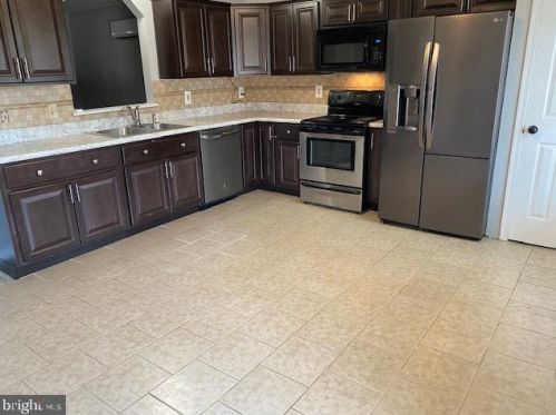 1419 Baer Ave, Hanover, PA 17331-3400