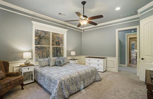 7200 Brady Oaks Dr, Fort Worth TX  76135-9055 exterior