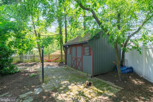 434 Lakeview Ave, Tavistock NJ  08033-1612 exterior