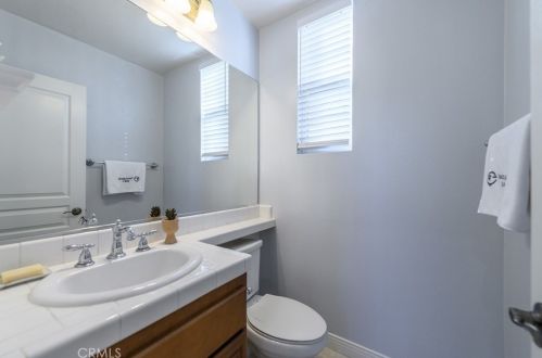 39 Tall Oak, Irvine CA  92603-4213 exterior