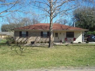 4204 Overlook Dr, Waco TX  76708-5619 exterior