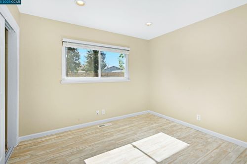 4375 Dorset Ct, Concord CA  94521-4220 exterior