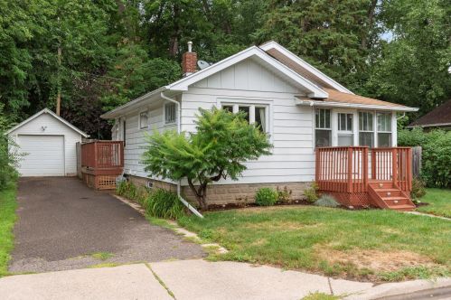 860 Algonquin Ave, Saint Paul MN  55119-3702 exterior