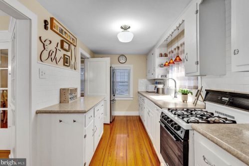 415 2nd Ave, Haddon Heights NJ  08035-1406 exterior