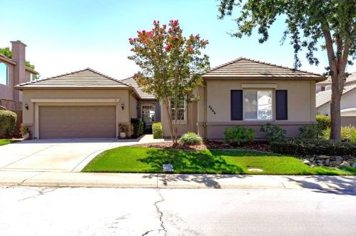 4866 Village Green Dr, Folsom, CA 95762-7676