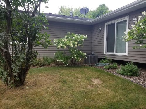401 5th St, Hayfield, MN 55940-8929