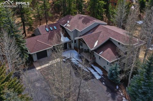 725 Sun Valley Dr, Woodland Park CO 80863-9089 exterior