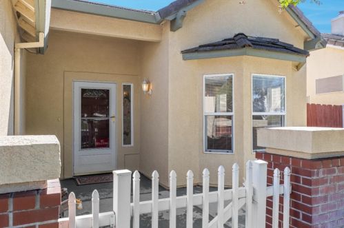 1984 Northgate Dr, Manteca, CA 95336-7066