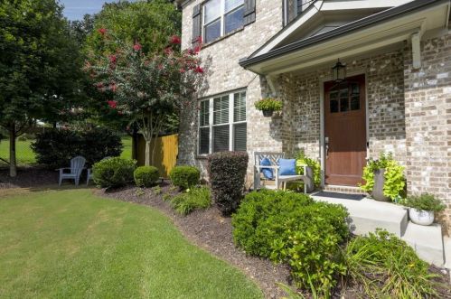 2336 Coosawattee Dr, Atlanta, GA 30319-3944