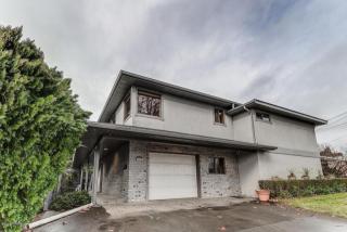 1014 33rd Ave, Yakima, WA 98902-3927