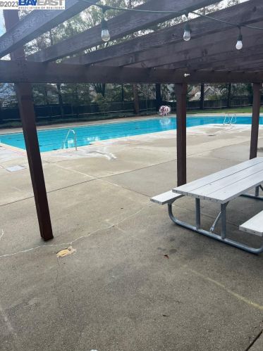 6982 Via Quito, Pleasanton, CA 94566-5762