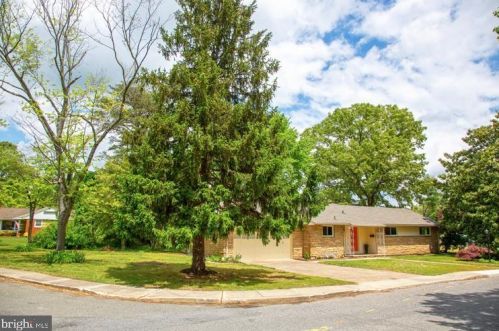 21 Admiral Rd, Severna Park, MD 21146-3740