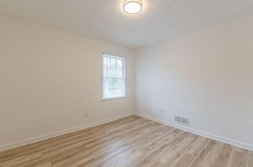 127 Farmbrook Trl, Stockbridge GA  30281-1187 exterior