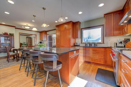 1206 Bayard Ave, Saint Paul MN  55116-1637 exterior