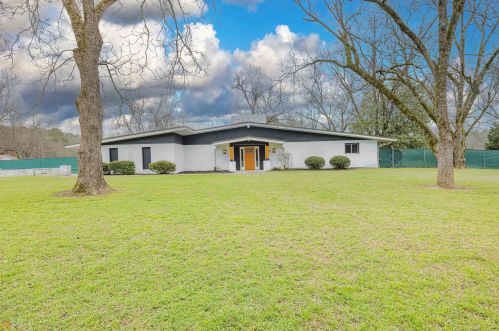 312 Collier Rd, Barnesville, GA 30204-1853
