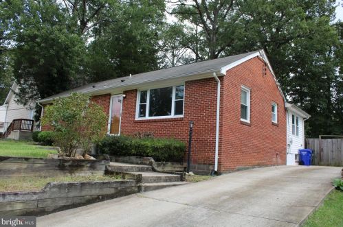 19115 Wayne Dr, Triangle VA  22172-2133 exterior