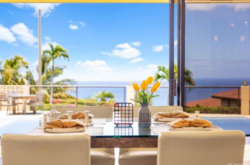 688 Kaulana Pl, Honolulu HI  96821-2533 exterior