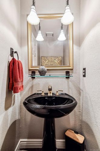 7698 Monaco Cir, Englewood CO 80112-2581 exterior